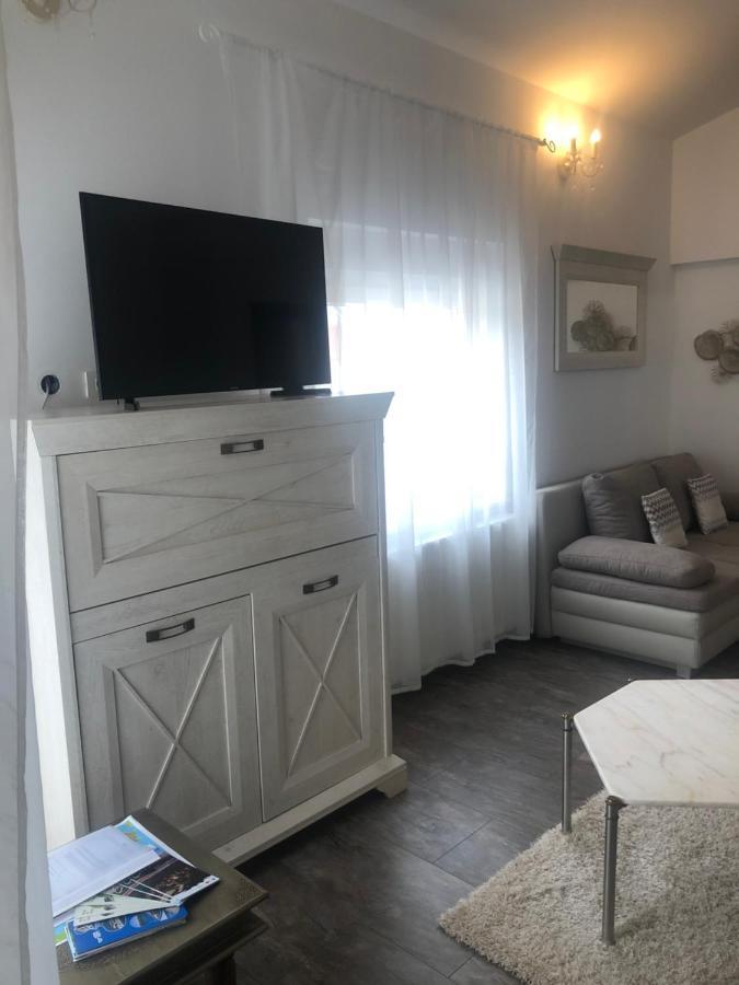Apartmán Grey Pearl With Free Ev Ch-Station Valbandon Exteriér fotografie
