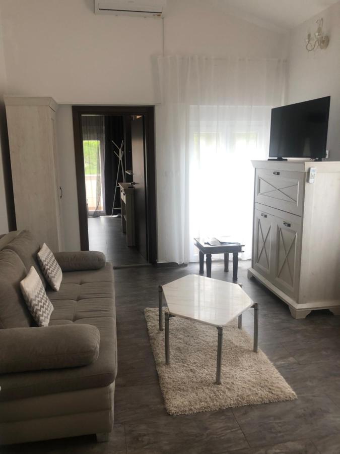 Apartmán Grey Pearl With Free Ev Ch-Station Valbandon Exteriér fotografie
