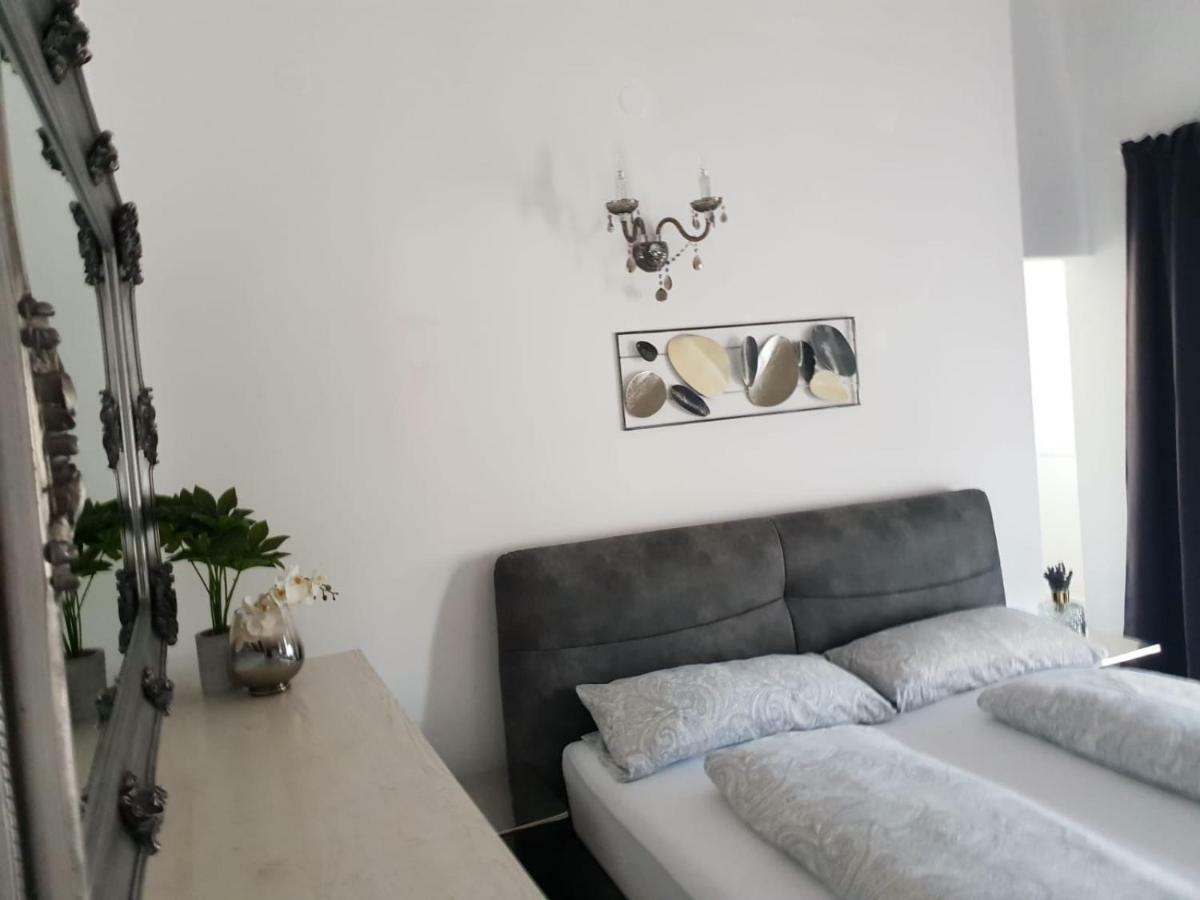 Apartmán Grey Pearl With Free Ev Ch-Station Valbandon Exteriér fotografie
